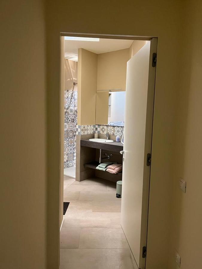 Verde Rame In Citta' Alta Con Garage Charme E Relax Apartment Bergamo Bagian luar foto